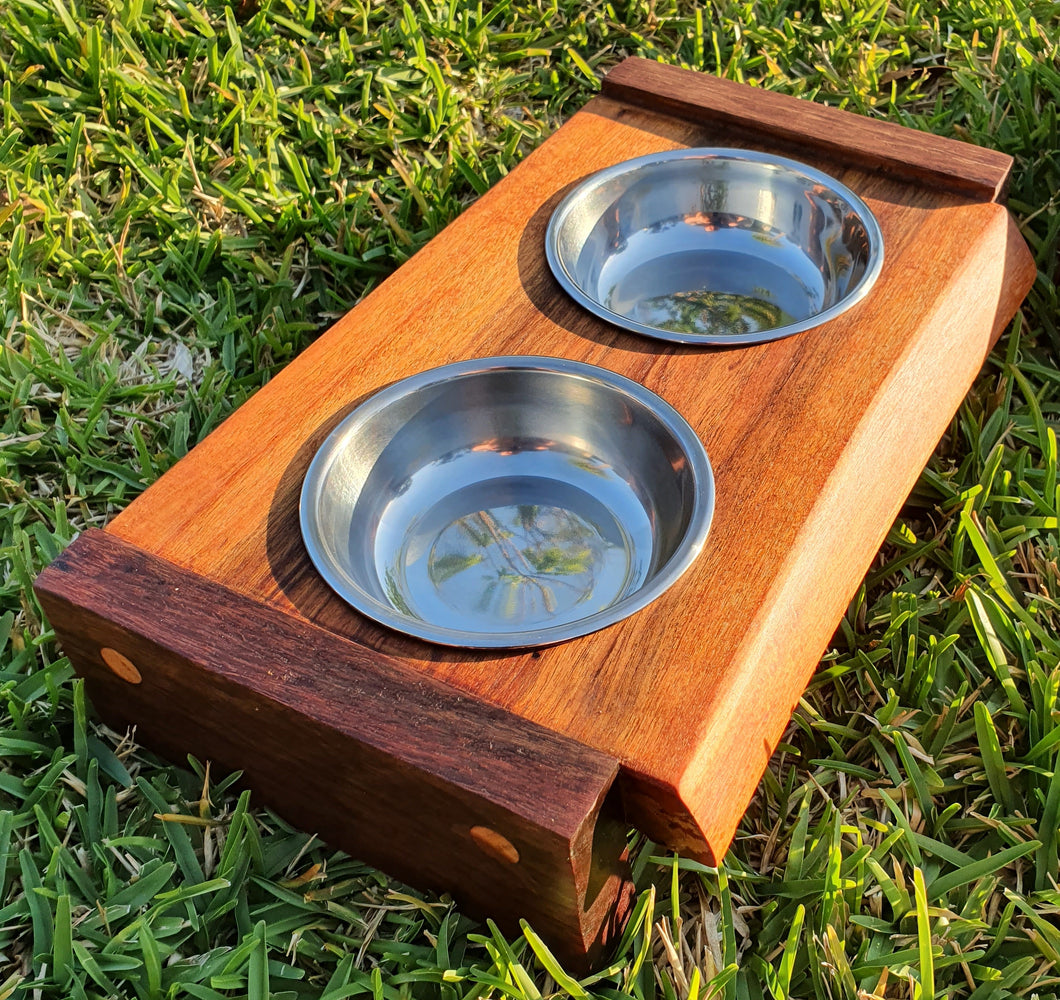 Extra Small to Extra Large Pet Feeding Station